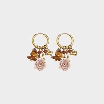 Gouden creolen van stainless steel met bruine steentjes kraaltjes hart staafje en nude bloemetje lengte 3 cm