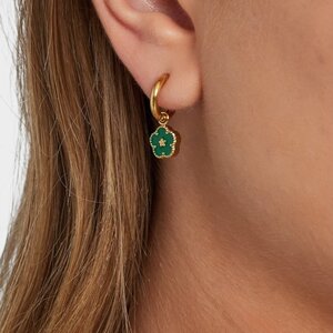 Oorbellen creool bloem roze