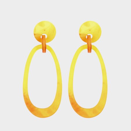 Oorbellen ovaal mêlee geel