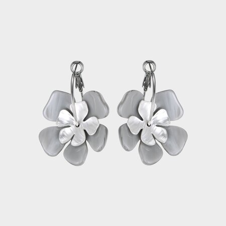 Oorbellen resin bloem zilver