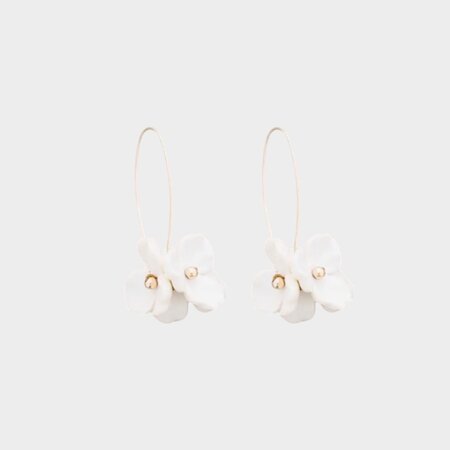 Oorbellen creool bloemen beige