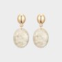 Oorbellen ovaal resin beige