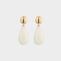 Oorbellen drop resin beige